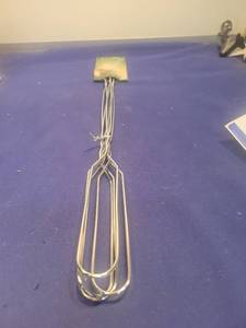 lot 5143 image: Metal Wire toaster forks Kitchen Utensil