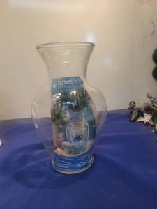 lot 5150 image: Anchor Hocking Glass Aquarium Vase