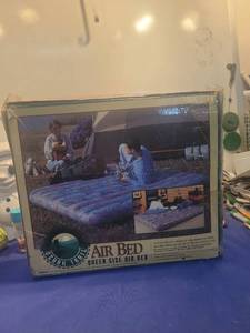 lot 5158 image: Ozark Trail Queen Size Air Bed with Original Box
