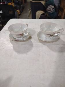 lot 5848 image: Japanese Porcelain Rose Tea Cups and Saucers Set