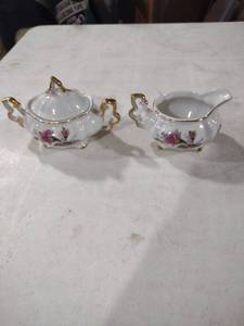 lot 5860 image: Miniature Porcelain Creamer Set with Pink Rose Design