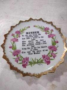 lot 5896 image: Mother Tribute Decorative Plate with Gold Trim