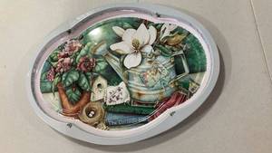 lot 6799 image: Garden Angel Decorative metal platter