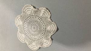 lot 6819 image: White Cotton Crochet Lace Doily 9 12 inch