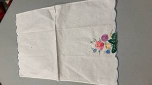lot 6844 image: Hand Embroidered Floral Linen Napkin 21 x 14
