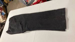 lot 6868 image: Alfred Dunner Black Corduroy Pants