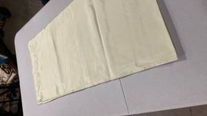 lot 6869 image: Light lime, green shower curtain