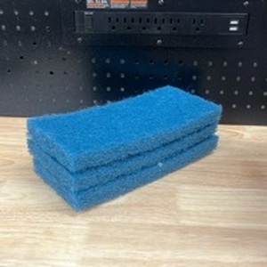 lot 4801 image: 3-4 12 x 10 inch Scrub Pads - Retail $0