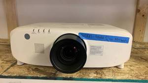 lot 7 image: Panasonic PT-EZ580 WUXGA Projector tested ITR80