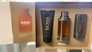 lot 11 image: Hugo Boss The Scent Gift Set retail $121