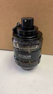 lot 205 image: Viktor & Rolf Spicebomb Men�s Fragrance  Authentic 90 ml 3.04 fl oz bottle