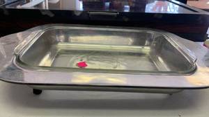 lot 214 image: Art Deco Glass Display Case with Chevron Pattern with Pyrex glass baking dish approx 13x9x2 inches MGA75