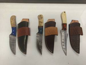 lot 7216 image: Handmade Damascus Steel Hunting Knife Set lot of 3 Retail $120