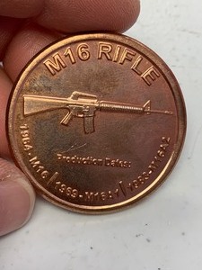 lot 29 image: 1 oz 999 Fine Copper Round M16 Rifle design