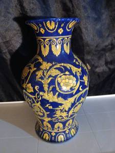 lot 10313 image: Cobalt Blue and Gold Floral Decorative Vase
