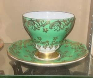 lot 55992 image: This is an Aynsley bone china teacup and saucer