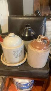 lot 62003 image: Westko Butter Milk Feeder and Poultry Waterer Set