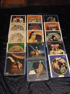 lot 70002 image: 1970s-80s RCA SelectaVision CED Movie Collection