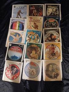 lot 70005 image: 1970s-80s RCA SelectaVision VideoDisc Movie Collection