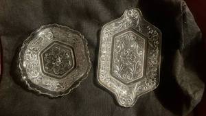 lot 70101 image: Indiana Glass Tiara Sandwich Clear Glass Dishes.