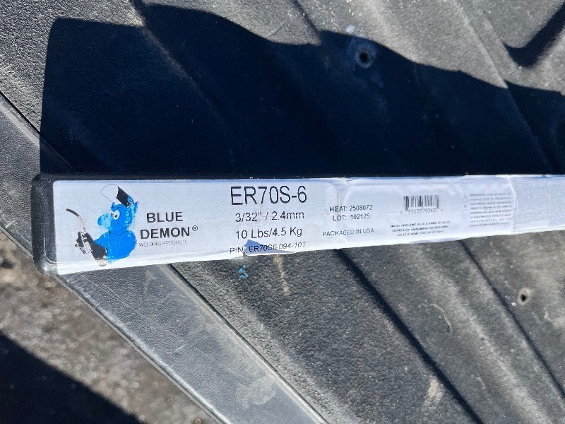 lot 245 image: BLUE DEMON� WELDING PRODUCTS ER70S-6 332  2.4mm 10 Lbs4.5 Kg