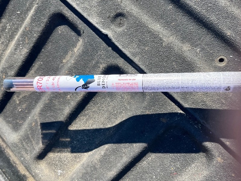 lot 246 image: BLUE DEMON Tig Rods ER70S-6  x 3.2mm 1lb