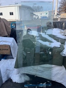 lot 104 image: 2 Pieces of Tempered Shower Glass no box comes as is