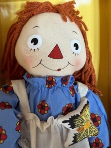 lot 203 image: Raggedy Ann & The Golden Butterfly Doll w Box and Certificate of Authenticity (signed)