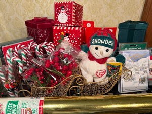 lot 307 image: Christmas Cards, Wrap, Boxes and Decor (most are newsealed)