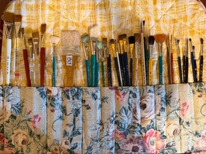 lot 85 image: Artists Case of Brushes - Various Brands and Styles