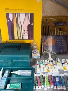 lot 97 image: Plastic Tote w Paint, Watercolor Cold Press and Artist Brushes