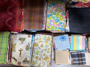 lot 500 image: Pre-Cut Quilting Squares, Please See Pictures for Amount and Variety