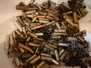 lot 622 image: Reloading Equipment - Brass, 357