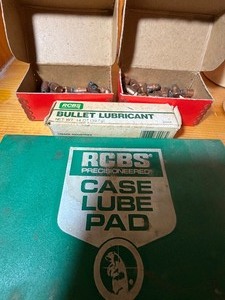 lot 628 image: Reloading Equipment - Bullets (38 Cal), Lubricant and Pad