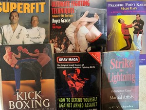 lot 671 image: Books - Martial Arts