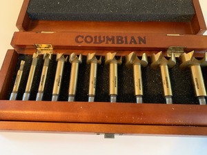 lot 704 image: Columbian 10 PC Carbide Bits in Wood Box