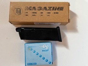 lot 649 image: Air Gun Magazine - KJW G23 and BB Bullets
