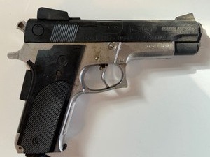 lot 651 image: Daisy CO2 BB Gun
