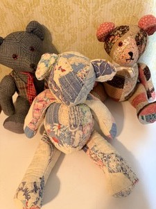 lot 523 image: Handmade Bears, Quilted and Hinged