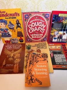 lot 311 image: Books - Knives, Skinning & Tanning, Leather Projects and MORE