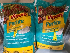 lot 315 image: Vigoro Perlite for Drainage and Aeration, 2 NewSealed Bags