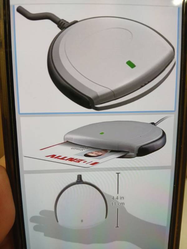 lot 28965 image: Identiv SCR3310v2.0 USB Smart Card Reader