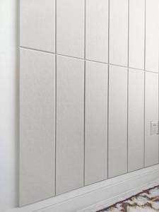 lot 411142 image: Shiplap Felt Wall Panels for Interior Wall Decor, Accent Wall Paneling for Bedroom Living Room & Office, Peel and Stick, Sound Absorbing 24 Pack Felt Wall Tiles with Adhesive - Warm White