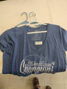 lot 20176 image: 47 Brand Kansas City Royals 2015 American League Champions T-Shirt - L (Set of 3)