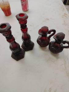 lot 20181 image: Vintage Glassware - 4 Pc