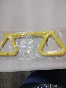 lot 2007 image: Backyard Discovery Yellow Trapeze Handle