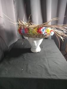 lot 1039 image: Hawaiian Style Straw Hat with Lei Flowers