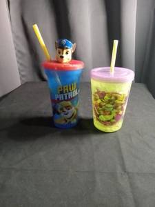 lot 1040 image: Paw Patrol and TMNT Kids Drinking Cups with Toppers
