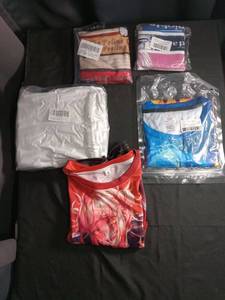 lot 1099 image: Anime Character Collection T-Shirt Bundle