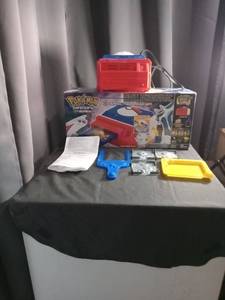 lot 1100 image: Pokemon Diamond & Pearl Character Maker Toy Set